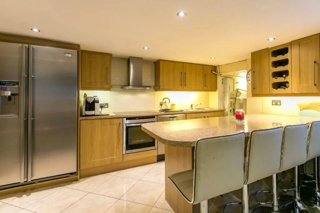 Dublin City Luxury Townhouse Apartman