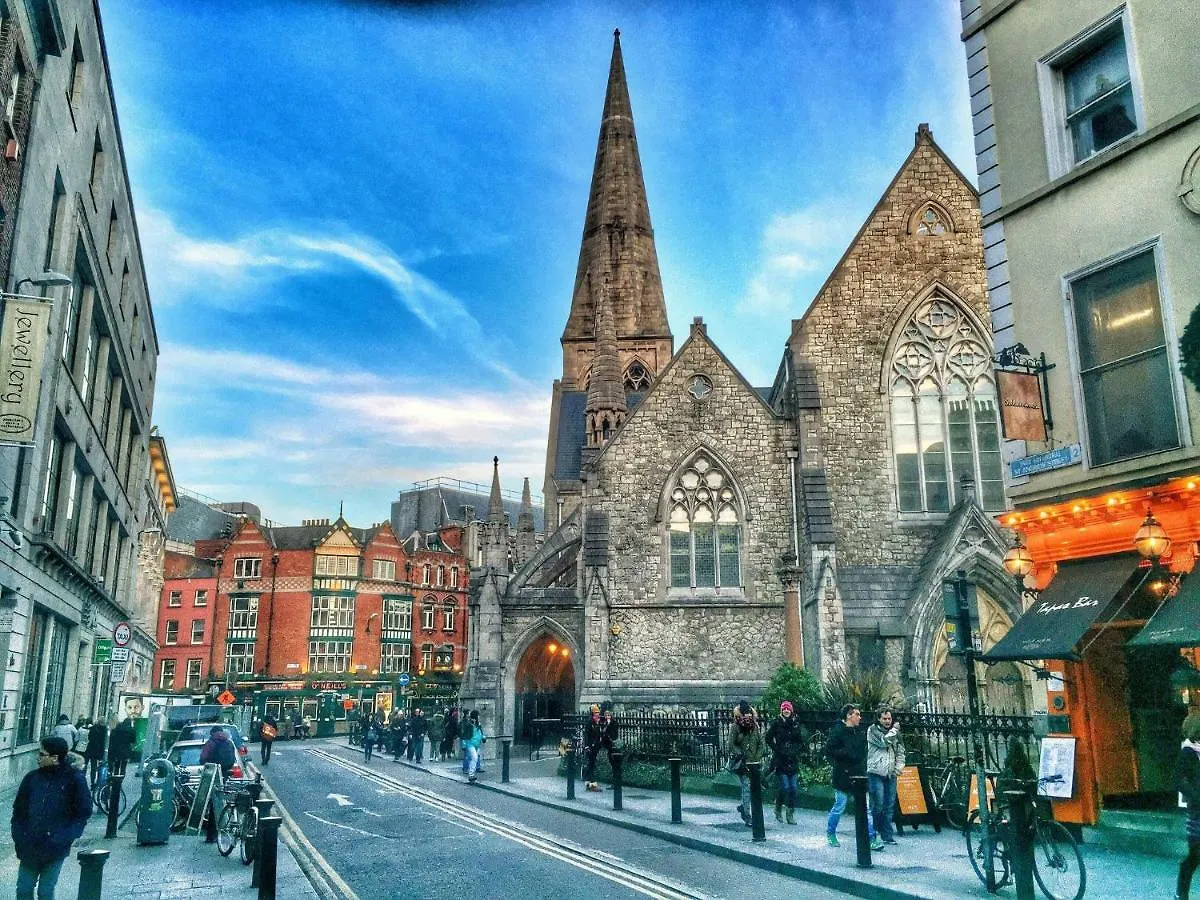 Dublin City Luxury Townhouse Apartment