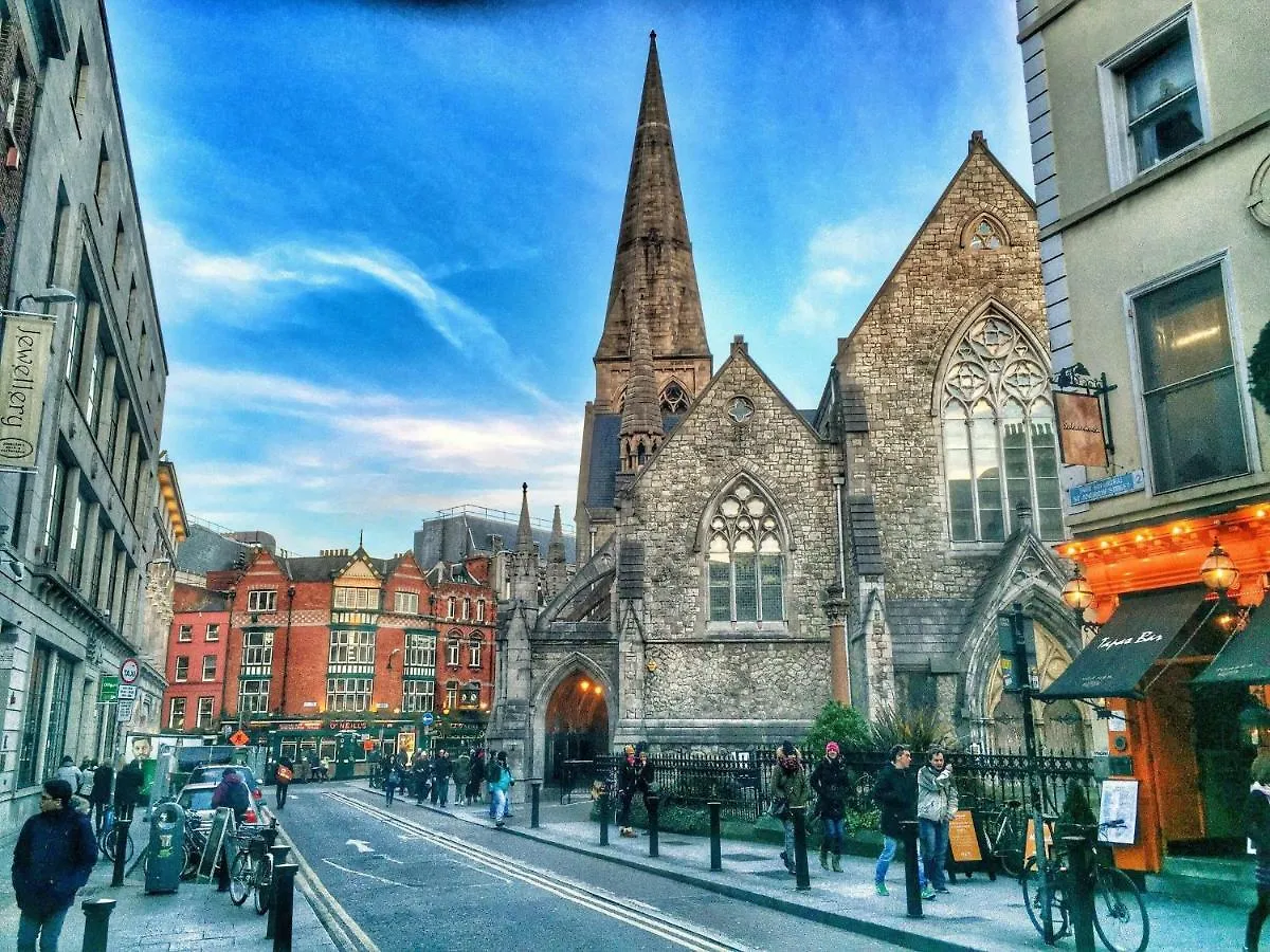 Dublin City Luxury Townhouse Apartment