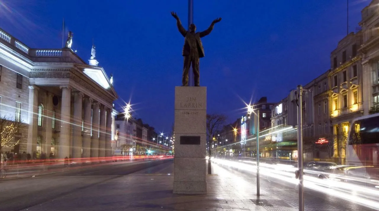 Dublin City Luxury Townhouse Apartment